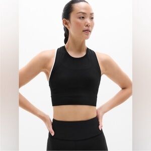 Athleta Momentum 2.0 Crop Bra